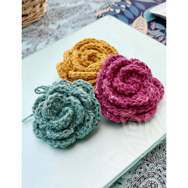 Pinches de flores tejidas a crochet (dos pinches) 1