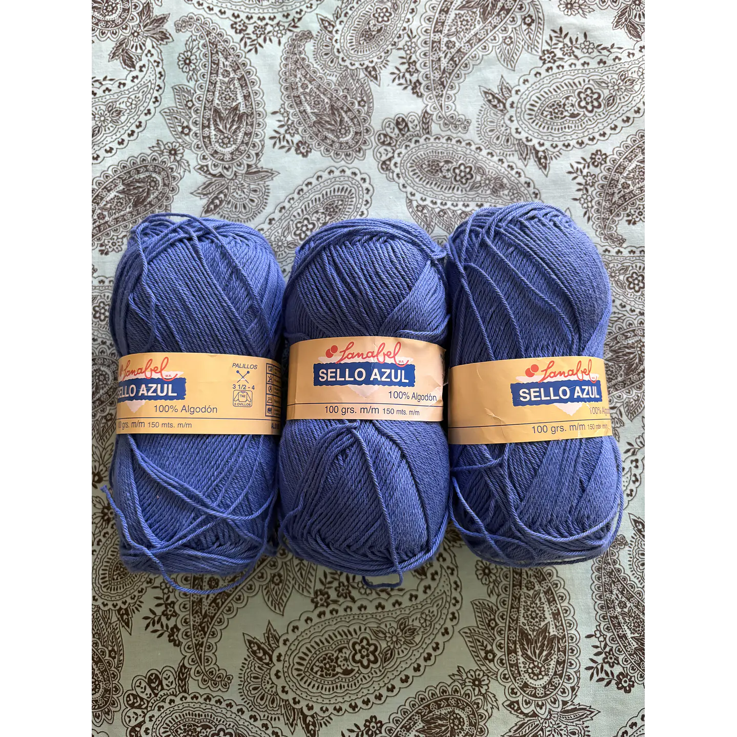3 ovillos Sello Azul 1