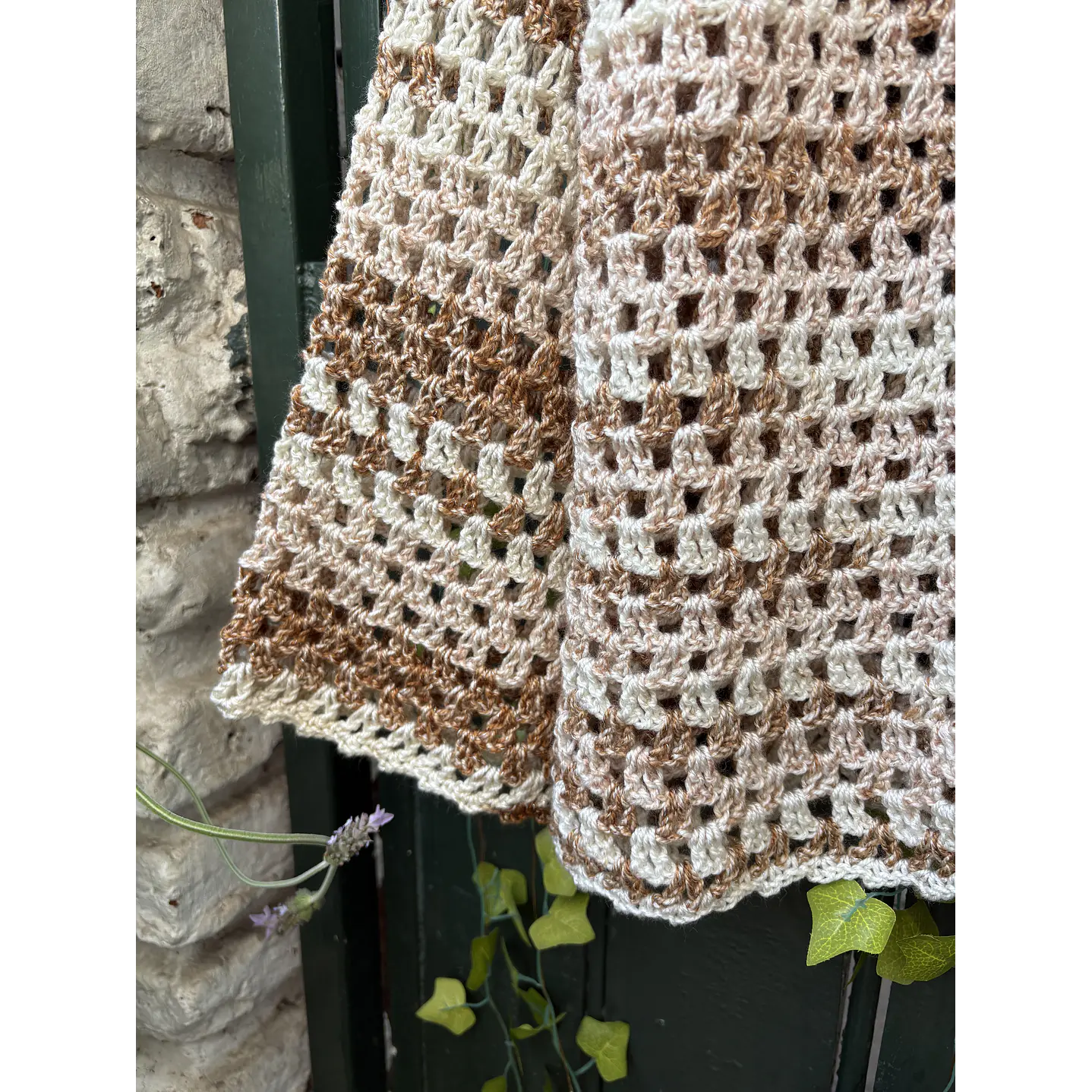 Cardigan tejido a crochet 2
