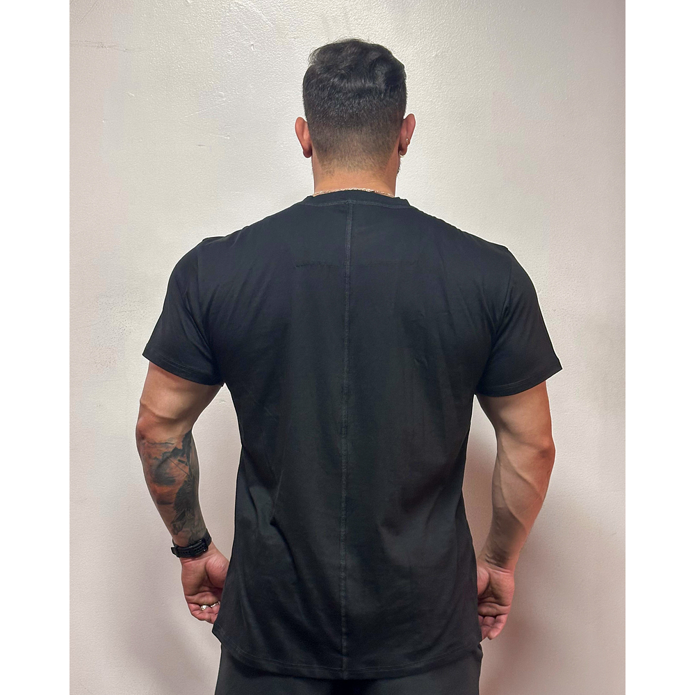 Camiseta Strike Fit