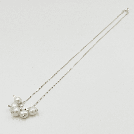 Collar cadena de plata y perlas