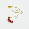Collar cadena con perlas color cereza