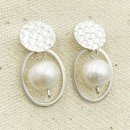 Aros de plata y perlas naturales