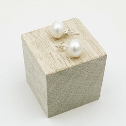 Aros de perla natural y base de plata