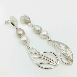 Aros largo de plata y perlas