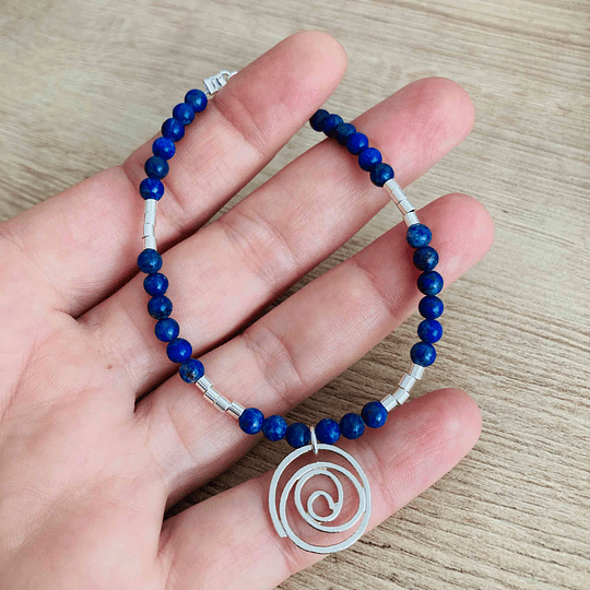 Pulsera Lapislázuli con caracol de Plata