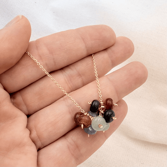 Collar racimo de piedras multicolor