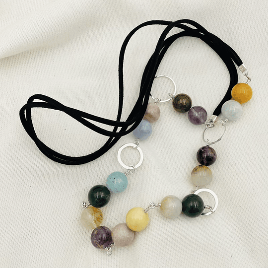 Collar piedras naturales mix color