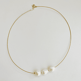 Collar dorado perlas naturales