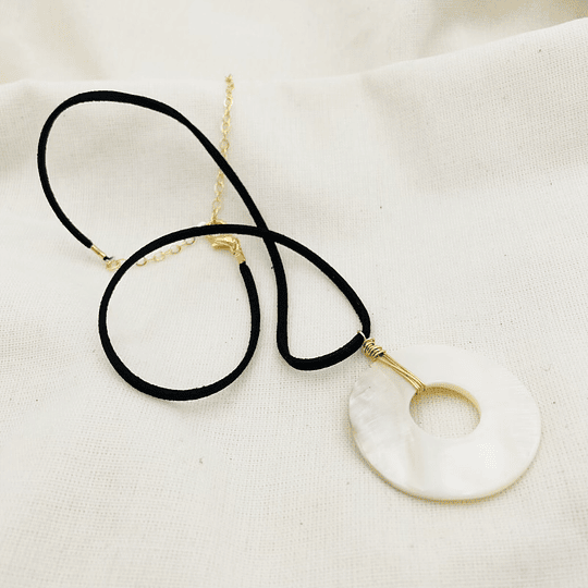 Collar rueda de Nácar natural