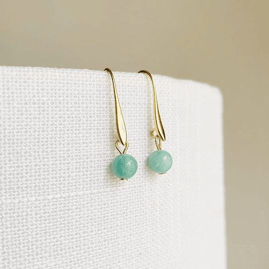 Aros dorados con piedra Amazonita