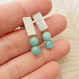 Aros de plata martillada con Amazonitas