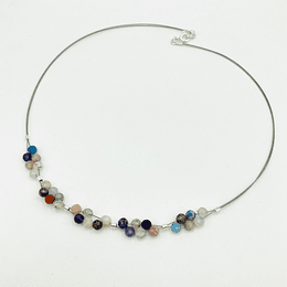 Collar trenza de piedras naturales