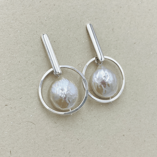 Aros de plata con perlas naturales