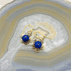 Aros flor dorados con Lapislazuli