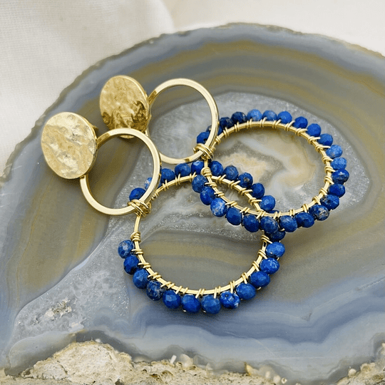 Aros ¨Camelia¨ entorchados con Lapislázuli