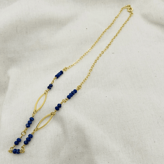 Collar ojitos dorados con Lapislázuli