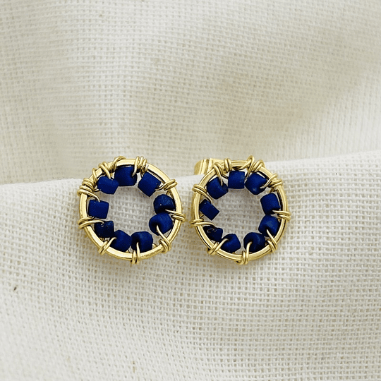 Aros ¨Botón¨entorchado en Lapislázuli