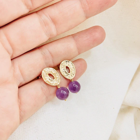 Aros óvalo dorados con piedra Amatista