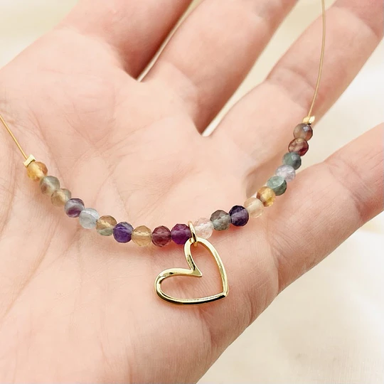 Collar piedras Fluorita y Corazón dorado