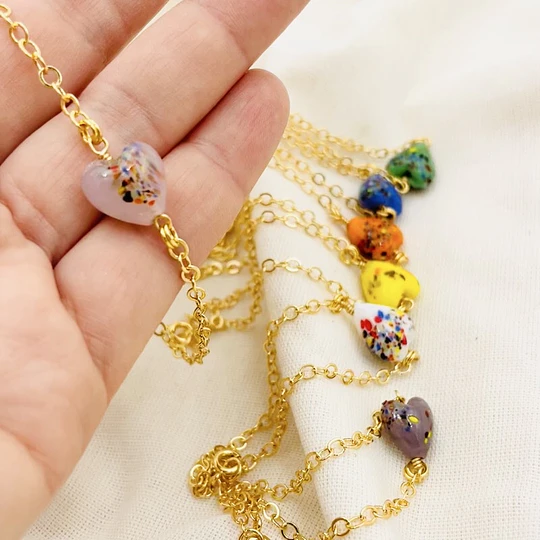 Pulsera corazón de vidrio pintado