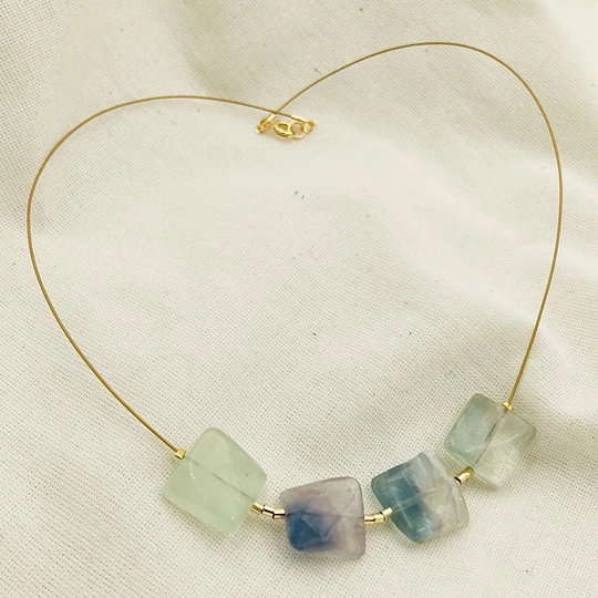 Collar cuadrados de piedra Fluorita