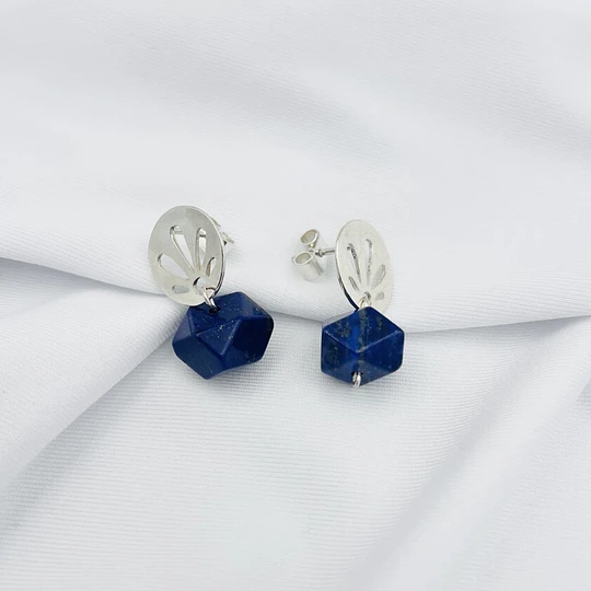 Aros de plata con piedra Lapislazuli