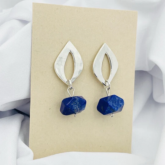 Aros hojas de plata con piedra Lapislazuli