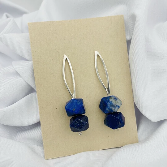Aros de plata con piedra Lapislázuli