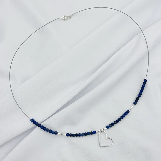 Collar Lapislázuli miniatura y Corazón de plata