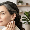 Aros dorados con gotas de perla