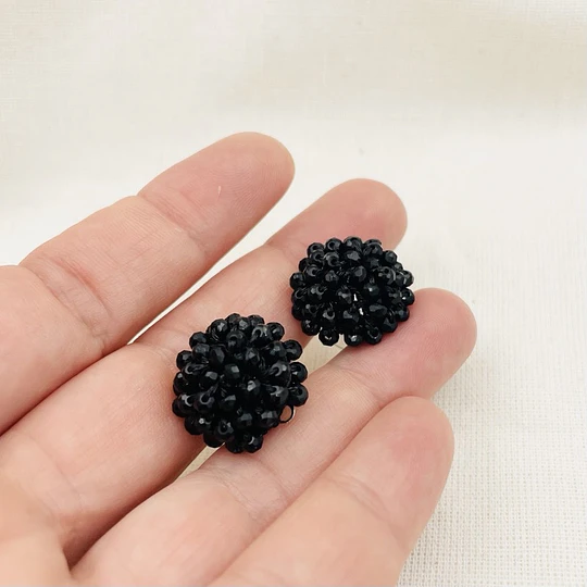 Aros Botón con cristales negros