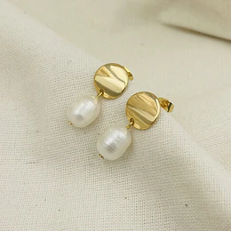 Aros discos dorados con perlas 