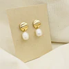 Aros discos dorados con perlas 
