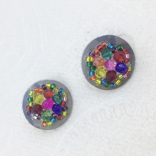 Aros topo mini de acero con cristales y mostacillas