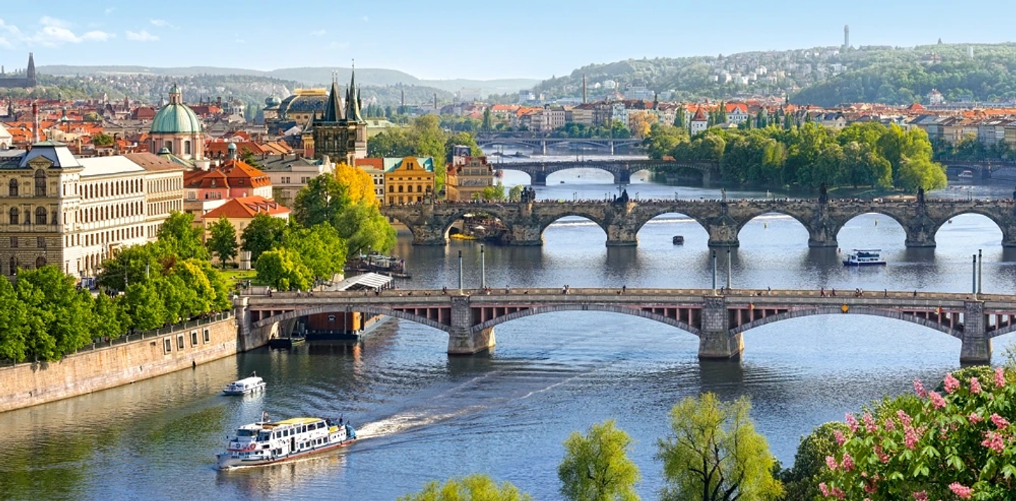 Puzzle 4000 Piezas | Puentes Vltava en Praga Castorland 2