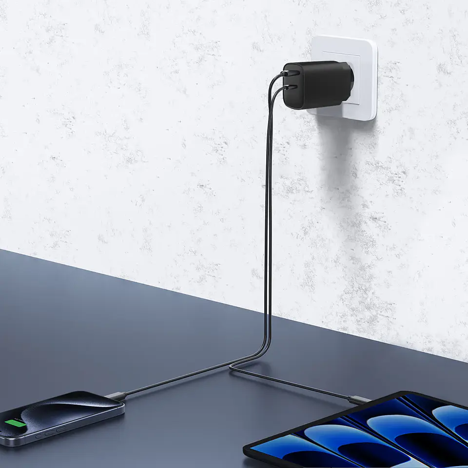 Cargador de Pared 45W Power Delivery – Dual USB-C + USB 8