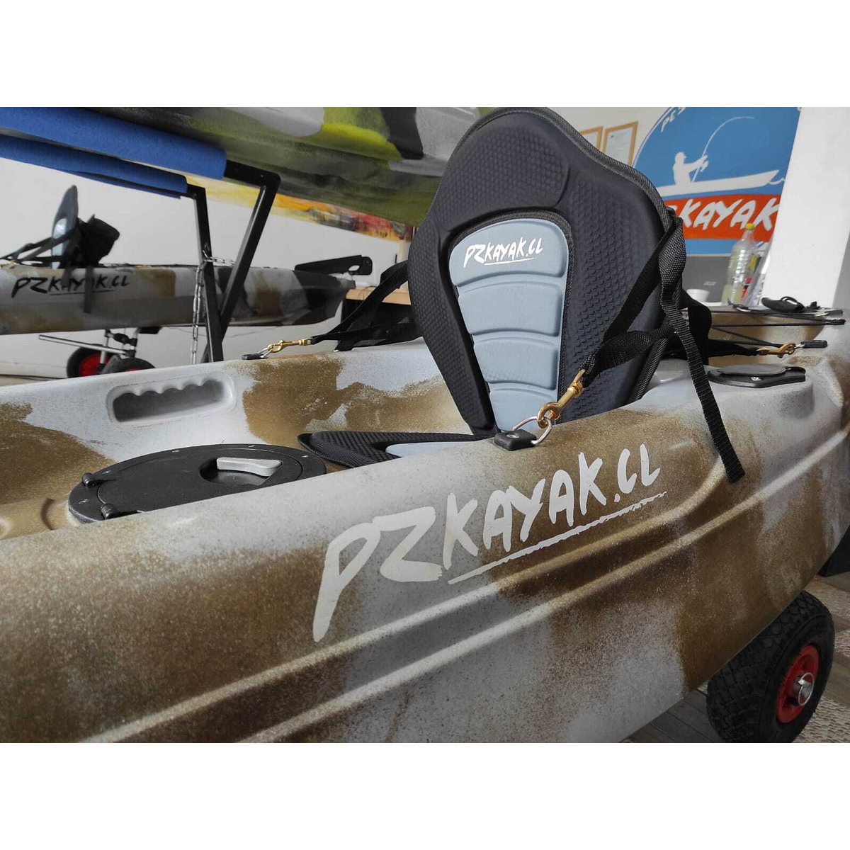 Maglietta Divertente Kayak - Stampata 'Kayak Gets Me Wet', Unisex, Cotone/Poliestere, Taglio Classico - Foto 5