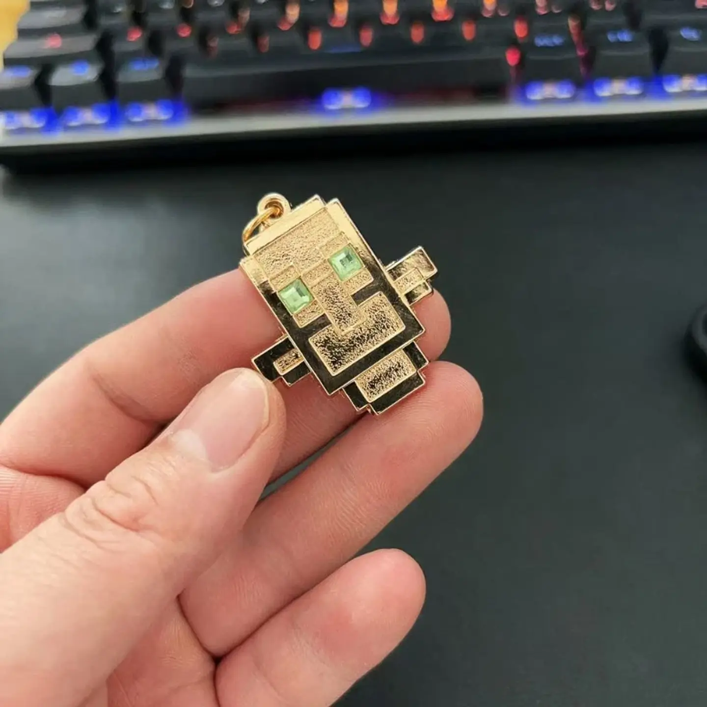 Game Totem of Undying Cosplay Keychain Alloy Cyberpunk Pendant Keyring Key Chain Bag Ornament Accessory Decoration Props 4