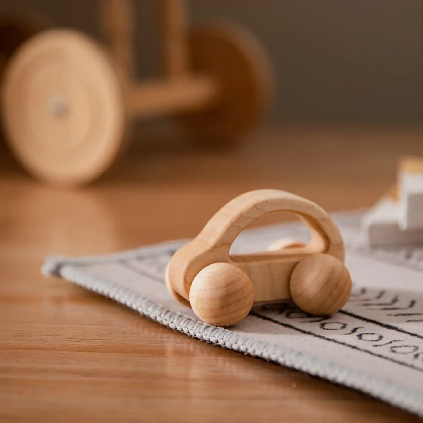 Wooden Beech Car Toy Montessori Wooden Vehicle for Fine Motor Skills & Imaginative Play 18