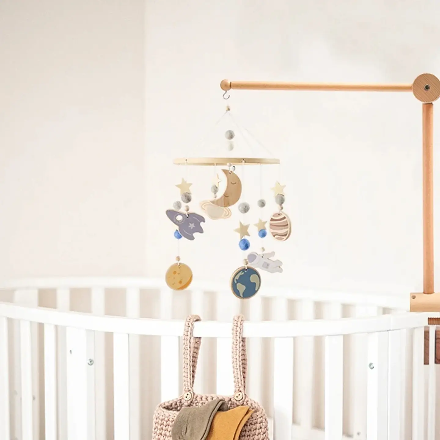 Wooden Baby Crib Mobile Felt Forest Animal Hanging Mobile for Newborns 39