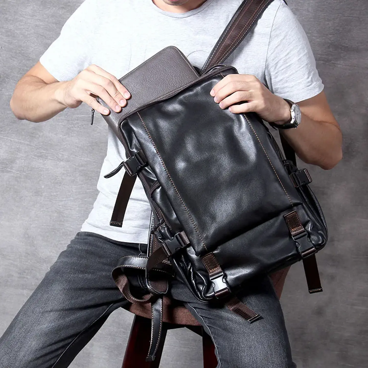 Genuine Leather Men's Backpack – Laptop Compartment 11