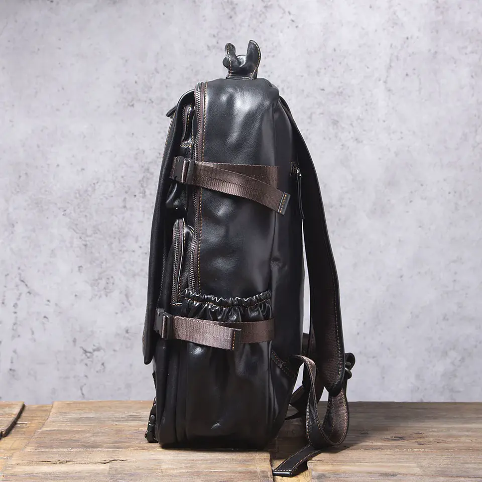 Genuine Leather Men's Backpack – Laptop Compartment 14