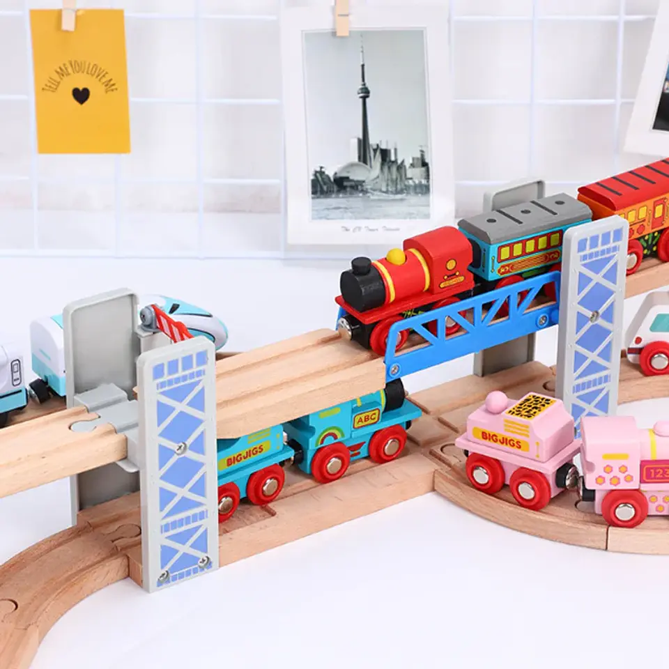Wooden Train Track Mountain Bridge Accessory Set 4