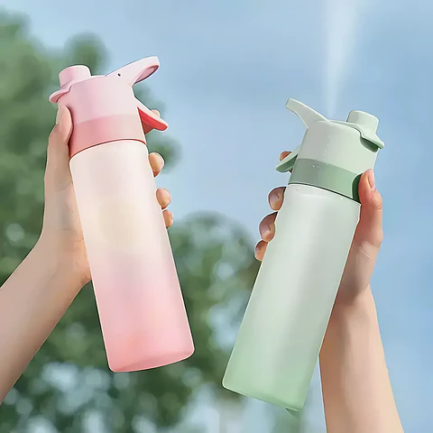 Spray Mist Water Bottle – 650ml with Straw