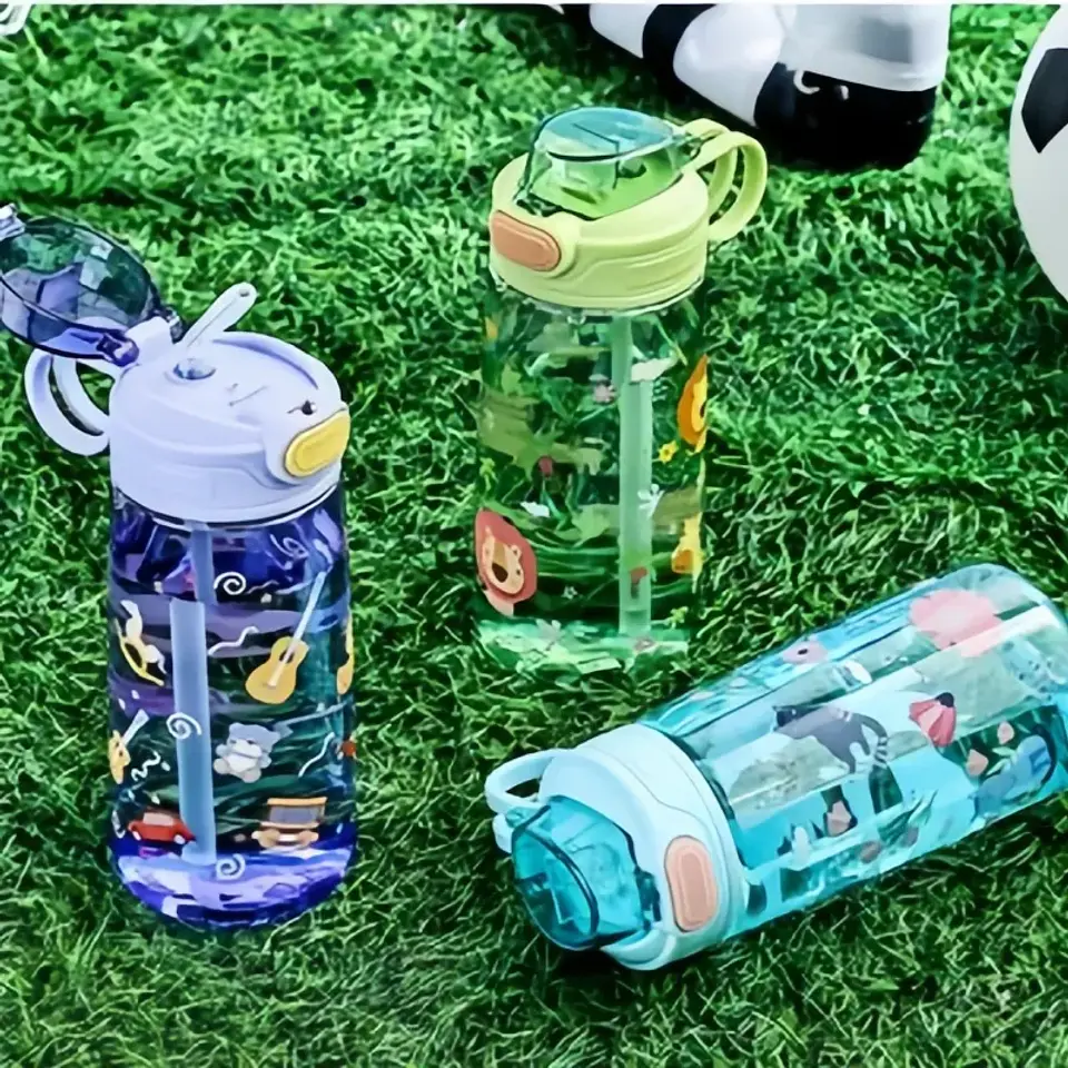 Cartoon Animal Water Bottle – Leak-Proof 550ml 14