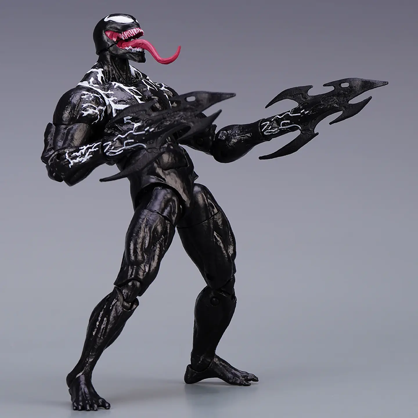 Symbiote Action Figure – 17-18cm Boxed Collectible 18