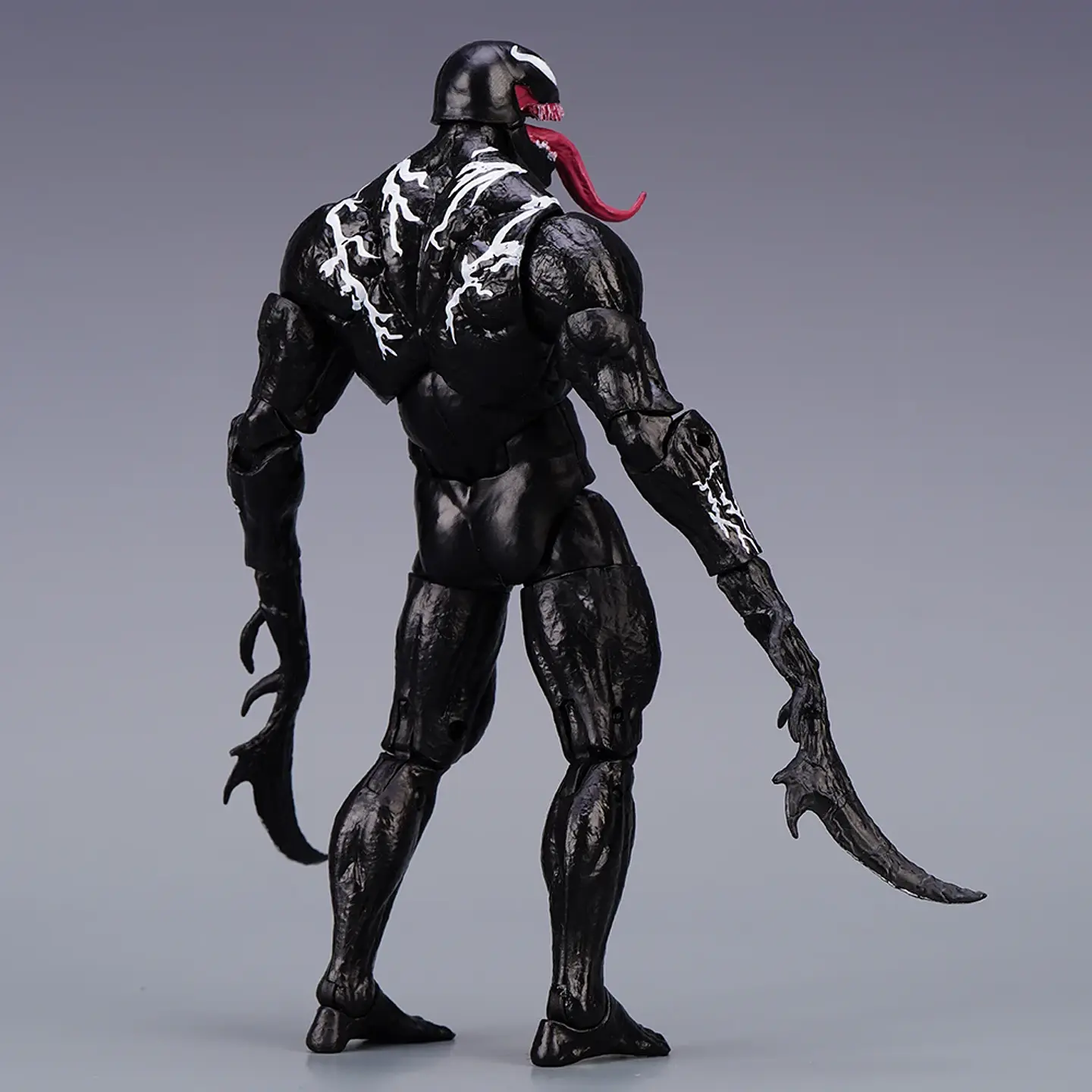 Symbiote Action Figure – 17-18cm Boxed Collectible 21