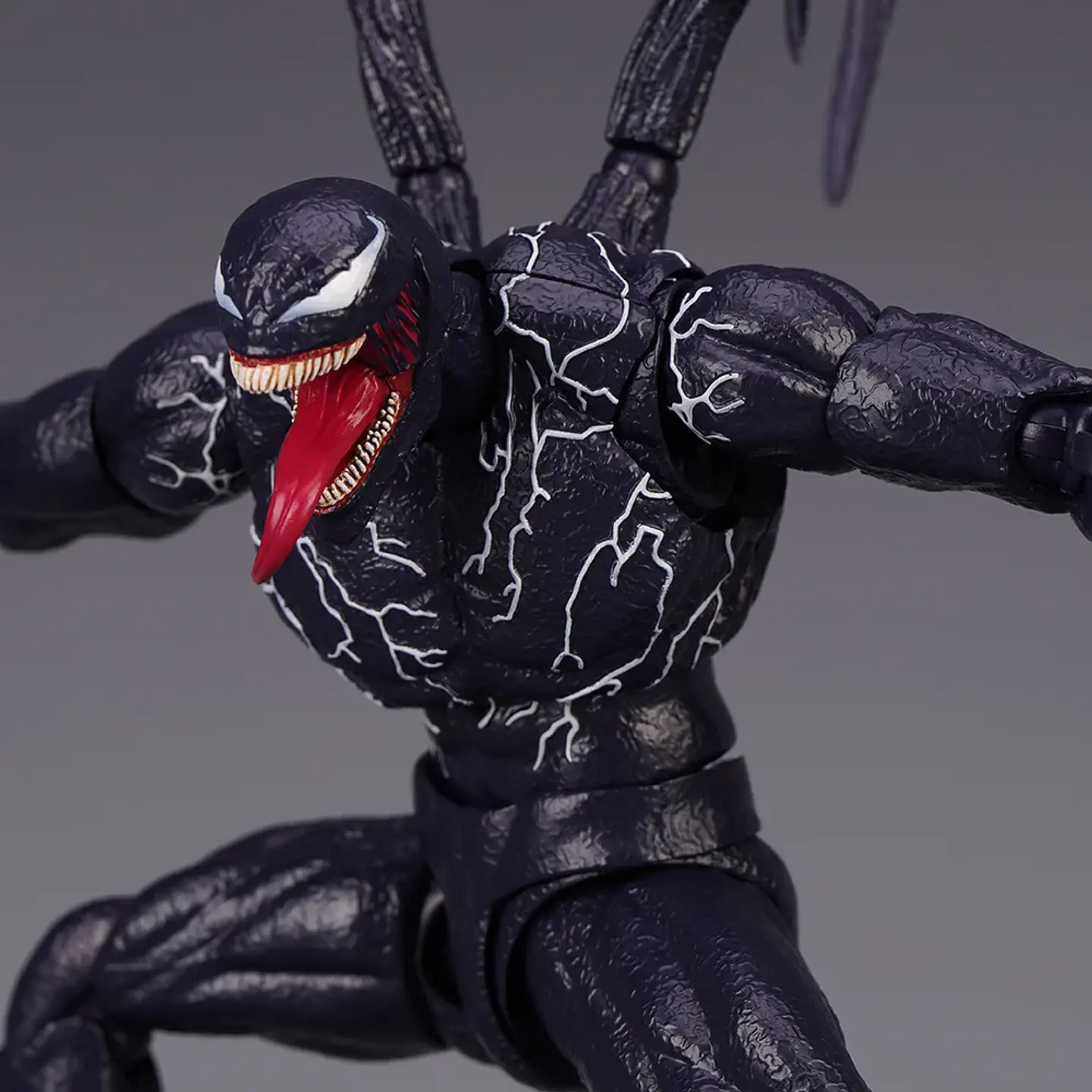 Symbiote Action Figure – 17-18cm Boxed Collectible 34