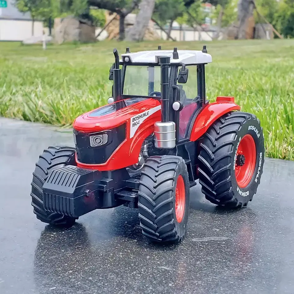 1:24 Agricultural Tractor Model – Sound & Light 1